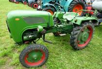 Holder B12, Schmalspurschlepper mit 12PS, Baujahr 1964, Traktorentreff Oberwinden, Sept.2012