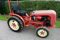 Krieger KS20, Schmalspurschlepper mit Diesel-Motor 1000ccm und 20PS, Baujahr 1963,Traktorentreff Oberwinden, Sept.2012