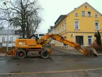 Liebherr A912 Litronic auf einer Baustelle in Zeulenroda. Foto 10.11.12