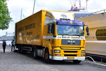 MAN TGA 18.320 im Rotterdamer Hafen - 15.09.2012