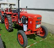 Fahr D180 H, Baujahr 1957, Dieselmotor mit 1800ccm und 24PS, Schleppertreffen Hausen i.W., Mai 2012