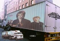 Aufgenommen Juli 1985 .W 50 Sattelauflieger Baujahr 1985.Die Zugmaschine war ein Fahrschul-Lkw 50 Pritsche.Mit zwei Tanks a 200 Liter konnten wir bis Moskau ( ca 2000 km )gefahren.
Der Auflieger war ein Pritschenauflieger.Dieser wurde von einem Kfz-Ingeneur so umgebaut,dass auf allen Achsen die gleichen Rder hatte.
Unser W 50 war ein  Hingucker .Er hat viele Lnder und auch die BRD gesehen.  