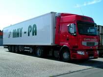 Renault-Sattel einer T�rkischen Spedition aus der Provinz Mersin wartet am Messegel�nde in RIED i.I. die Wochenendruhe ab; 080629