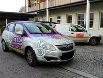 OPEL-Corsa im Einsatz f�r eine regionale Gratiszeitung; 121201
