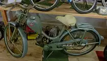Kreidler K50, Baujahr 1952, 1-Zyl.Motor mit 49ccm und 2,2PS, 2-Gang-Schaltung, 55Km/h, Moped+Rollermuseum Bad Peterstal, Juni 2012