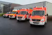 
RTW und NEF der Rettungs Wache Kempen das von bei eim Foto Termin am 20.10.12 bei der Rettungs Wache Kempen von mir aufgenommen worden