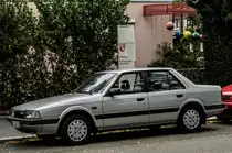 Mazda 323, gesehen am 06.10.2012