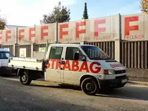 VW-T4 mit Doppelkabine ist im Einsatz f�r ein Bauunternehmen; 121018