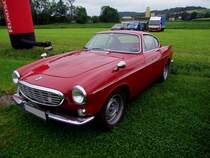 VOLVO P1800S, Bj.1967; Hubraum: 1780cm, 96PS; hat sich zur Wadholz-Classic-2012 eingefunden; 120715