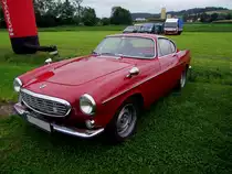 VOLVO P1800S, Bj.1967; Hubraum: 1780cm�, 96PS; hat sich zur Wadholz-Classic-2012 eingefunden; 120715
