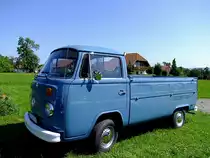 VW-T2 Pritsche,f�hrt seit 1973 mit 50PS durch die Lande; 120708