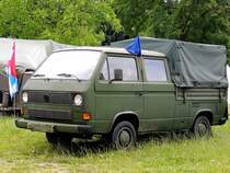 VW-T3 ehemaliges Militrfahrzeug, ist nun in Privatbesitz und nimmt an div. Militrfahrzeugtreffen teil; 120707
