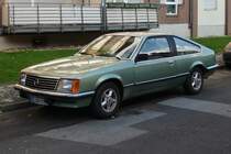 Der Opel Monza sieht immer noch gut aus.  Vorst, 17.11.12