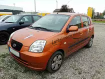 KIA im Einsatz f�r eine Luftakrobatikk�nstlerin; 121026