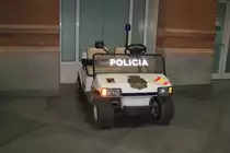 Madrid Bahnhof Atocha 30.10.2009
Polizeifahrzeug der Bahnpolizei