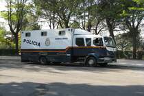 Policija Madrid Pferdetransporter Renault der Reiterstaffel
Caballeria Madrid am 30.10.2009 am Park nahe Bahnhof
Atocha.