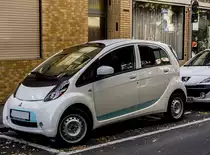 Mitsubishi I-miev, gesehen am 30.10.2012.