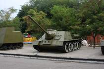 Im Helden Gedenkpark an den groen vaterlndischen Sieg ber Hitler Deutschland
in Odessa steht auch dieser russische Kanonenjagdpanzer.
Aufnahme am 5.9.2009.