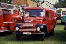 Ford FK 3500 Feuerlschfahrzeug am 16.7.1990 beim groen Oldtimer Treffen
in Castrop - Rauxel.