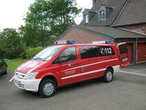 Florian Nettetal 02 MTF 01
Das Mannschaftstransportfahrzeug (MTF) der FF Nettetal, Lschzug Hinsbeck.

Fahrgestell: Mercedes-Benz Vito 113 CDi 4x4 (Baureihe W639)

Ausbau: Fahrzeugbau Kevelaer

Der MTF ist im Mai  2012 Zwecks Foto Termin am GH Nettetal Hinsbeck von mir Fotografiert worden