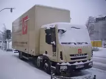 Iveco mit Kastenaufbau in Bergen am 06.12.2012