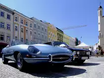 JAGUAR E-Type absolviert anl�sslich der  23.Landl Rallye einen Zwischenstopp am Hauptplatz in Ried; 120818