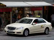 Mercedes Benz E Klasse W212 als TAXI ohne Werbung in Travem�nde 05092012

