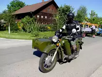 DNEPR Beiwagenmaschine am Weg zur Oldtimerveranstaltung M�nsteuer; 120821
