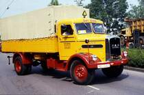 Oldtimer MAN Pritsche  Gabi Blling  hier beim Oldtimer Treffen in 
Castrop - Rauxel am 16.06.1990.