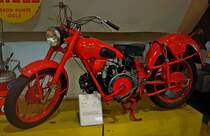 Moto Guzzi 500GTV, Baujahr 1944, liegender 1-Zyl.Motor mit 499ccm und 15PS, Vmax.115Km/h, Automuseum Fritz B.Busch, Aug.2012