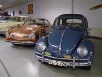 VW 1200 Export, Autosammlung Steim in Schramberg, 6.3.11 
Baujahr 1953 
4 Zylinder, 30 PS aus 1200 ccm. 
110 km/h schnell und 730 kg schwer.