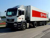 MAN TGS18.360, einer sterr. Grohandelskette karrt frische Ware zu den Filialen; 120727