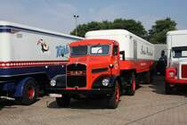 MAN mit Khltransport Auflieger hier bei einem Oldtimer Treffen 
am 27.7.2008 in Bsingfeld.