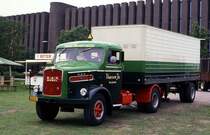 MAN Sattelzug hier beim Oldtimer Treffen in Castrop - Rauxel am 15.6.1990.