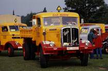 Saurer Diesel Kipper der Fa. Blling hier beim Oldtimer Treffen
am 15.6.1990 in Castrop - Rauxel.