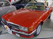 Mercedes 280 SL (W107), Autosammlung Steim in Schramberg, 6.3.11 
Baujahr 1977 
6 Zylinder, 177 PS aus 2800 ccm. 
210 km/h schnell und 1560 kg schwer. 