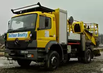 Ateco 1828 Zweiwegefahrzeug mit Hubb�hnenaufbau, gesehen am 02.02.2013 in Aachen West.