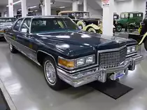 Cadillac Fleetwood, Autosammlung Steim in Schramberg, 6.3.11 
Baujahr 1976
V8 Zylinder, 190 PS aus 8200 ccm. 
180 km/h schnell und 2500 kg schwer. 
