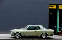 Mercedes-Benz W123 (E-Klasse) anspruchsvoll getunt. Aufnahme: 23.10.2012