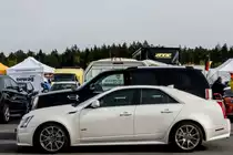 Cadillac CTS und Escalade, Parkplatz des Hockenheimring am 13.10.2013