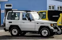 Toyota Land Cruiser (J70) in super Zustand, Parkplatz des Hockenheimring am 13.10.2013