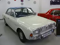 Ford Taunus 17 M, Autosammlung Steim in Schramberg, 6.3.11 
Baujahr 1965 
4 Zylinder, 70 PS aus 1700 ccm. 
140 km/h schnell und 1410 kg schwer. 