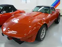 Chevrolet Corvette Targa, Autosammlung Steim in Schramberg, 6.3.11 
Baujahr 1979
V8 Zylinder, 220 PS aus 5700 ccm. 
220 km/h schnell und 1000 kg schwer. 