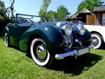 TRIUMPH 2000 Roadster, wurde im Zeitraum zwischen 1946�1949 produziert, und f�r die Oldtimerveranstaltung am Stehrerhof auf Hochglanz gebracht; 120708