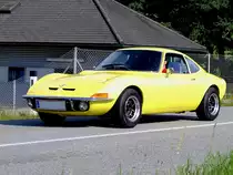 OPEL-GT, bei einer rasanten Sonntagsausfahrt erwischt; 120805
