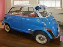 BMW 600, Auto & Uhrenwelt Schramberg, 6.3.11
Baujahr 1959
19,5 PS aus 582 ccm
103 km/h schnell