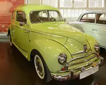 Ford Taunus Spezial, Auto & Uhrenwelt Schramberg, 6.3.11
Baujahr 1950
34 PS aus 1172 ccm
105 km/h schnell