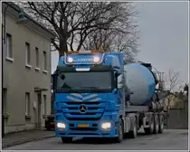 Mercedes Benz Actros Sattelzugmaschine mit Betonmischerauflieger aufgenommen am 01.03.2013.