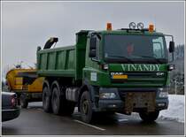 DAF CF Kipper am Rande eines Parkplatz abgestellt am 26.02.2013.