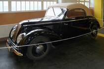 DKW F10, Auto & Uhrenwelt Schramberg, 6.3.11
Baujahr 1950
20 PS aus 688 ccm
90 km/h schnell
Fahrgestell Auto Union, Ingolstadt; Karosserie: Baur, Stuttgart.